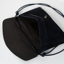 Cute Clutch Suede Dark Blue