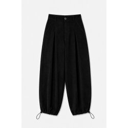Nine Pants Black